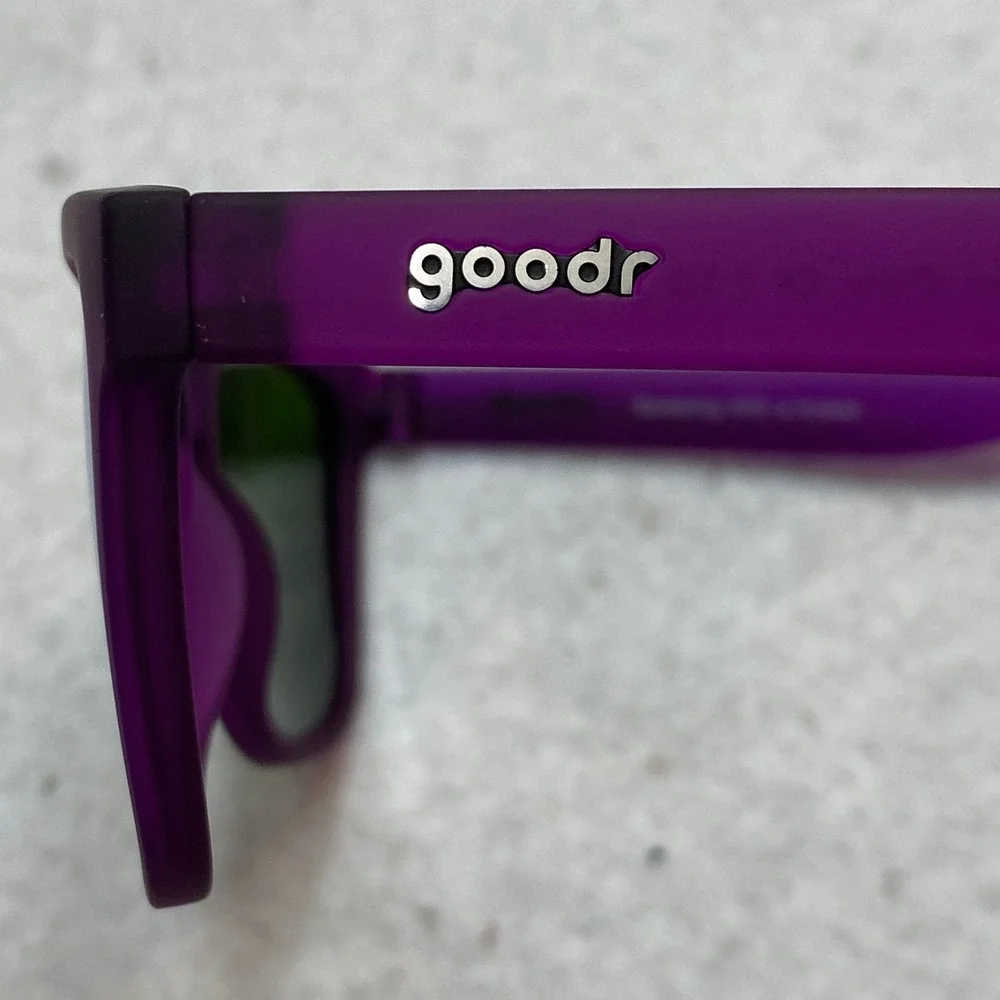 Goodr Sunglasses Unisex OS Purple Gardening With a Kraken Mirrored Lens OGs